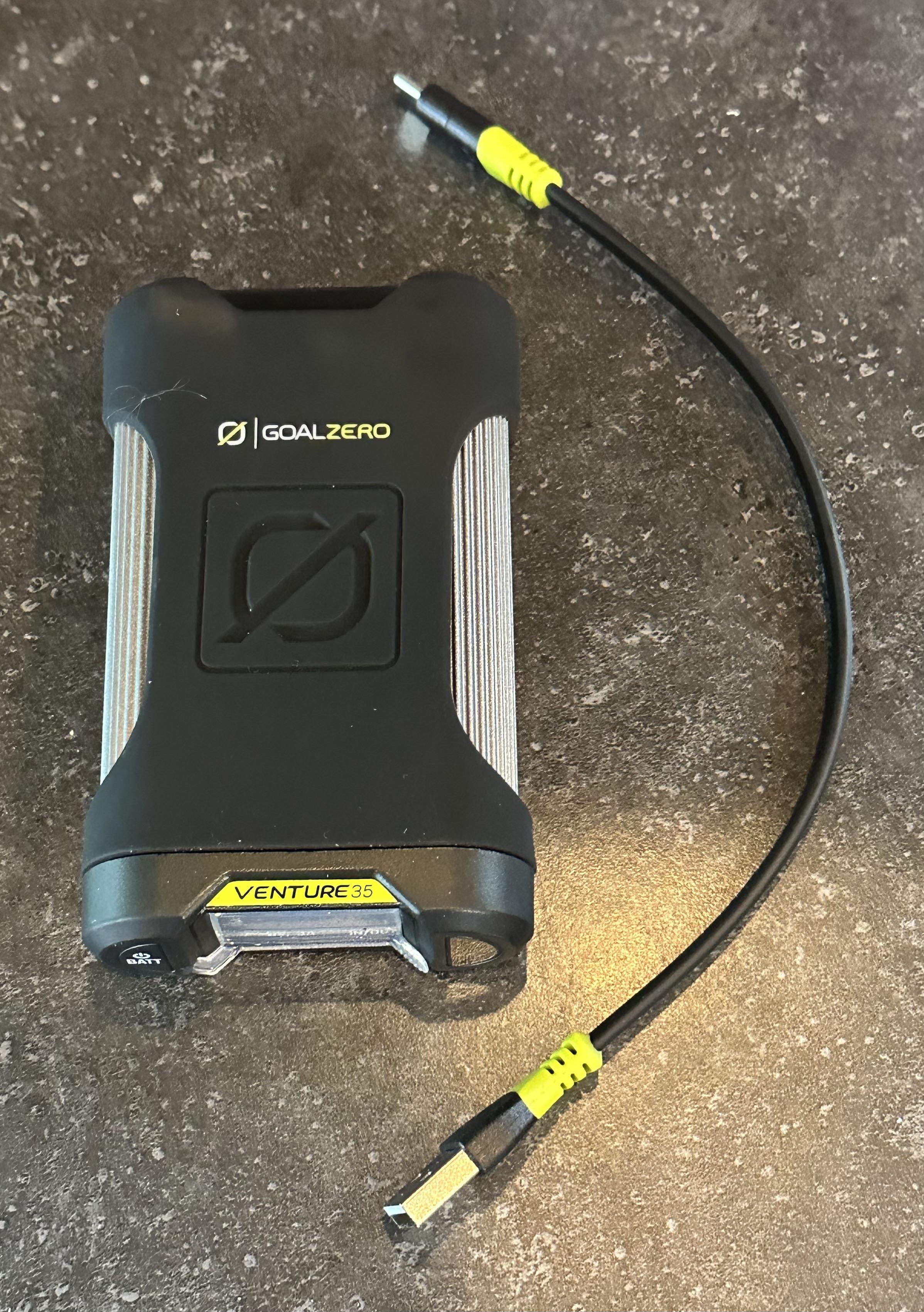 GoalZero Venture 35 + Nomad 10 kit solare da campeggio