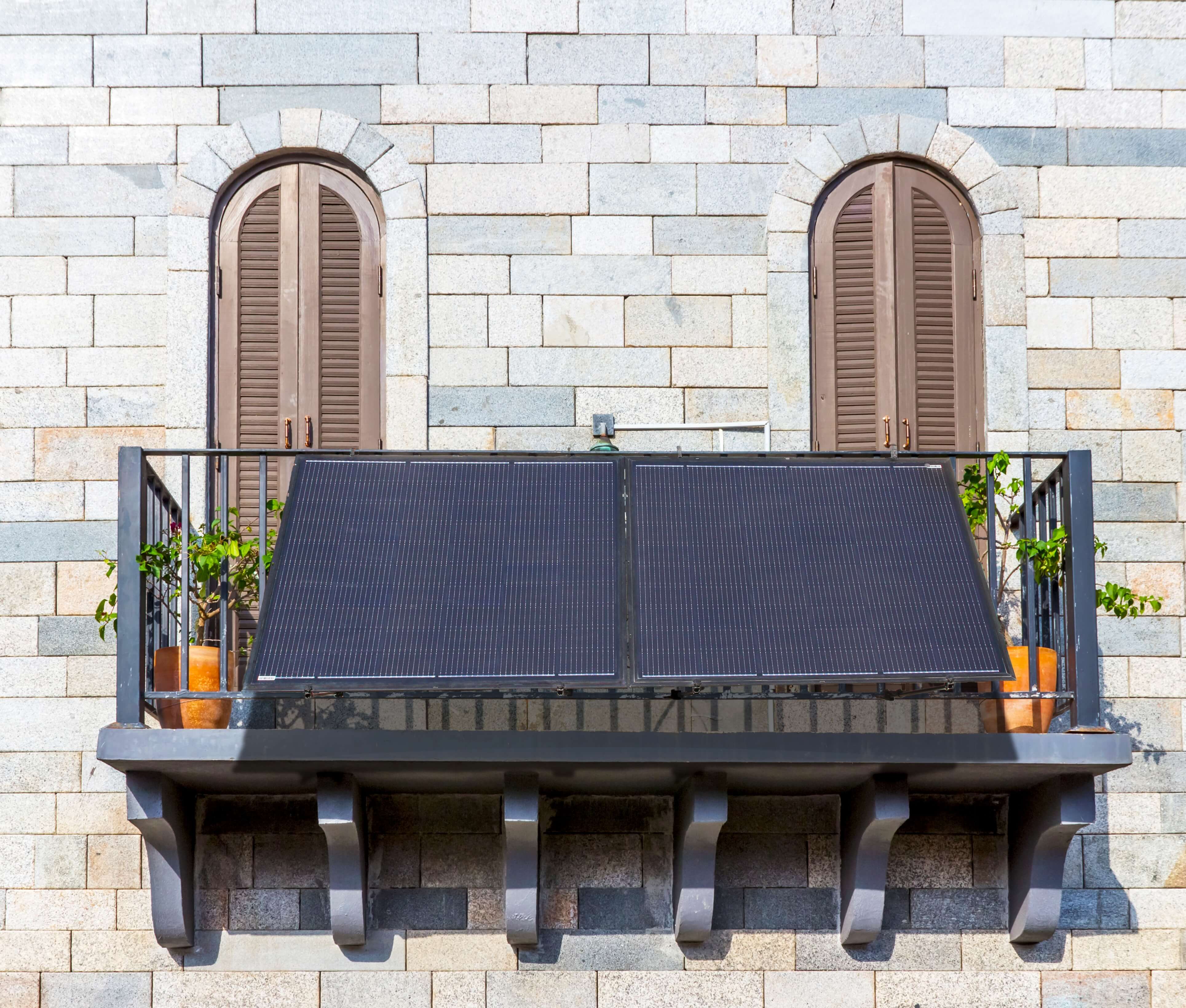 Sunflower Kit Fotovoltaico da Balcone Plug and Play 440W