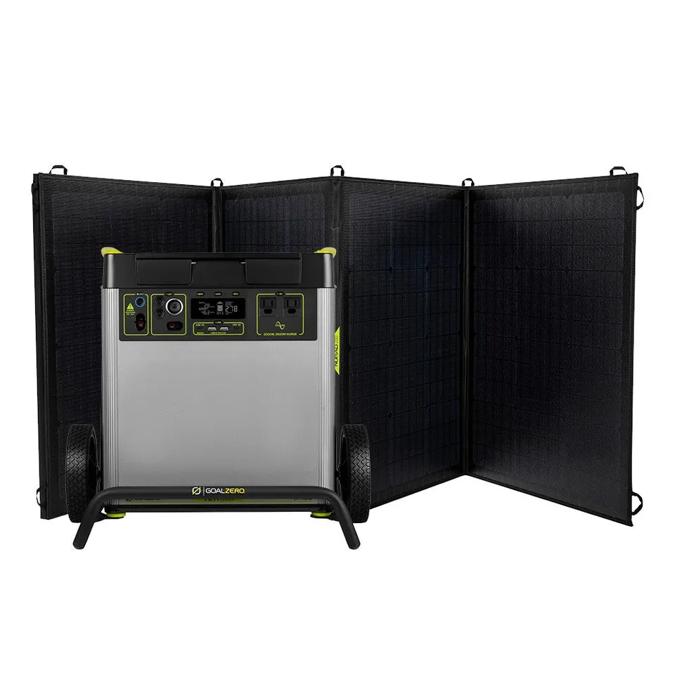 Goal Zero Yeti 6000X generatore solare + 4 Nomad 200 da 6071Wh