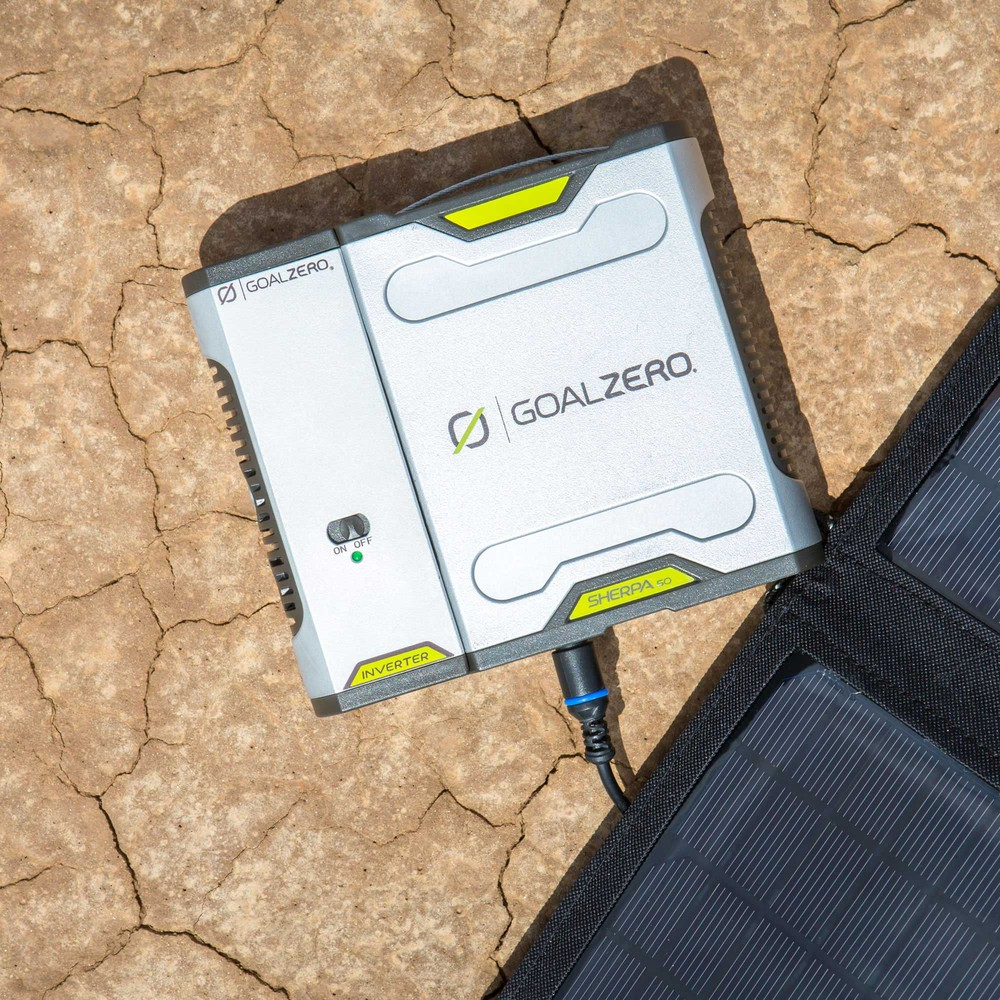 GoalZero Sherpa 50 Power Bank 50Wh con inverter