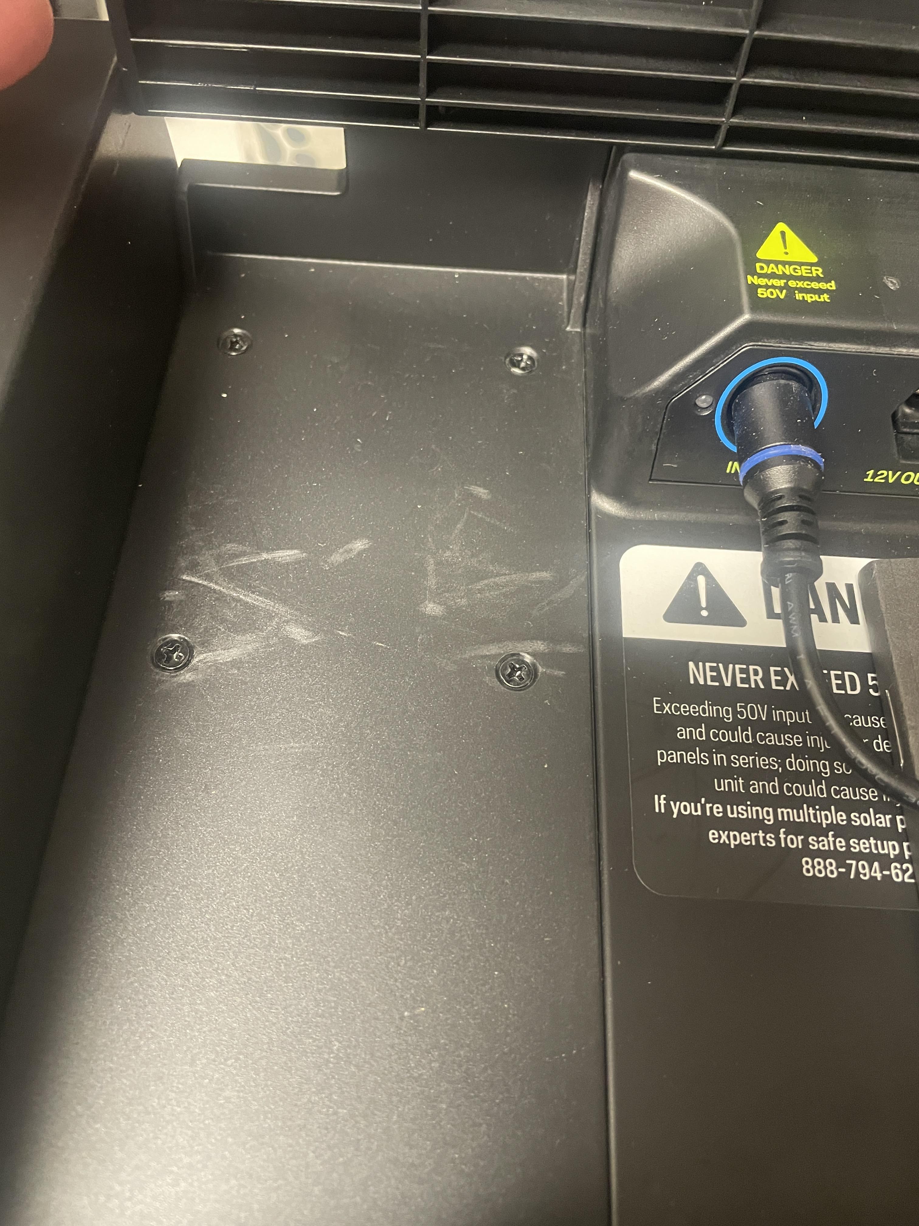 GoalZero Yeti 1000X + Boulder 200 generatore solare 200W