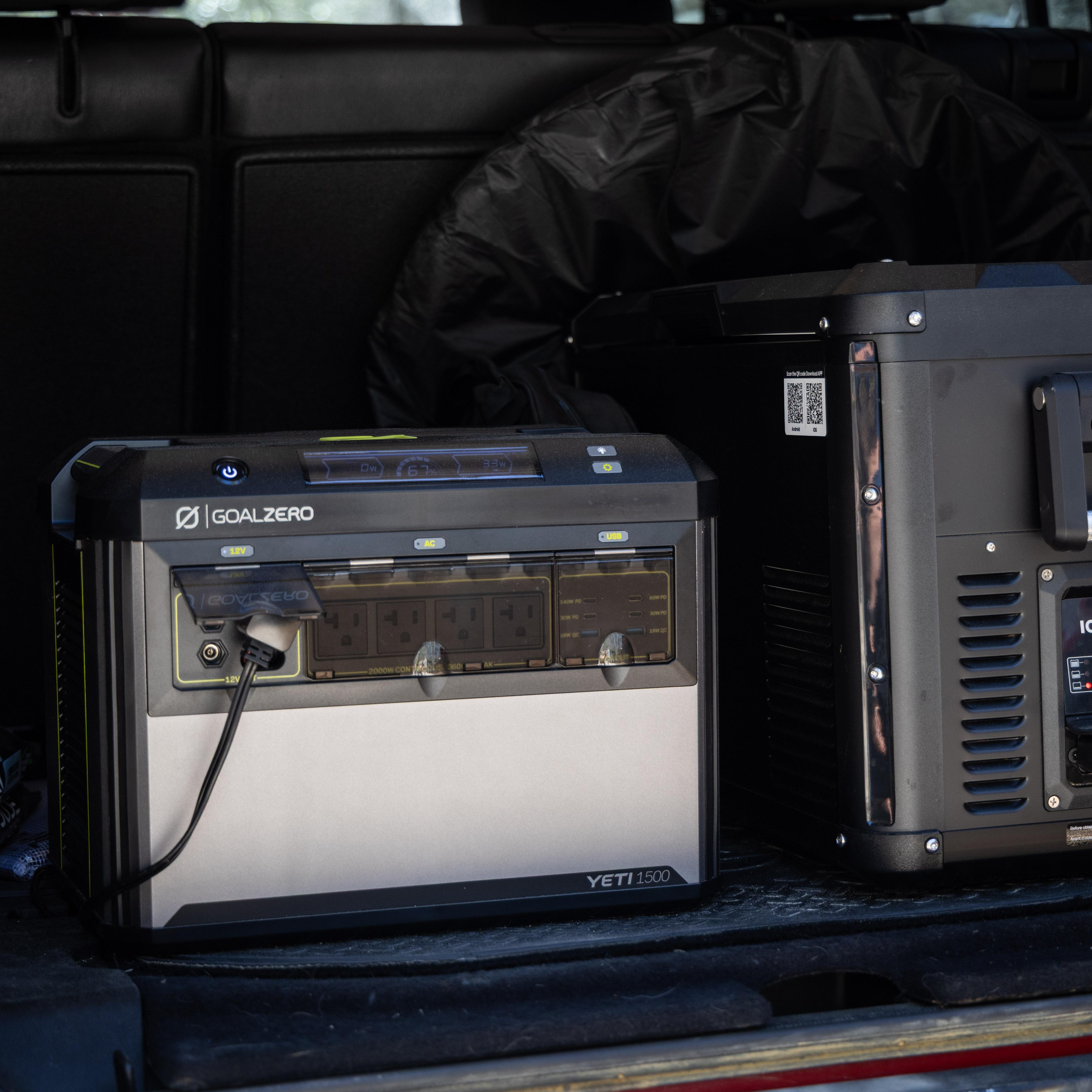 Goal Zero Yeti 1500 Boulder 100 generatore solare 2000W
