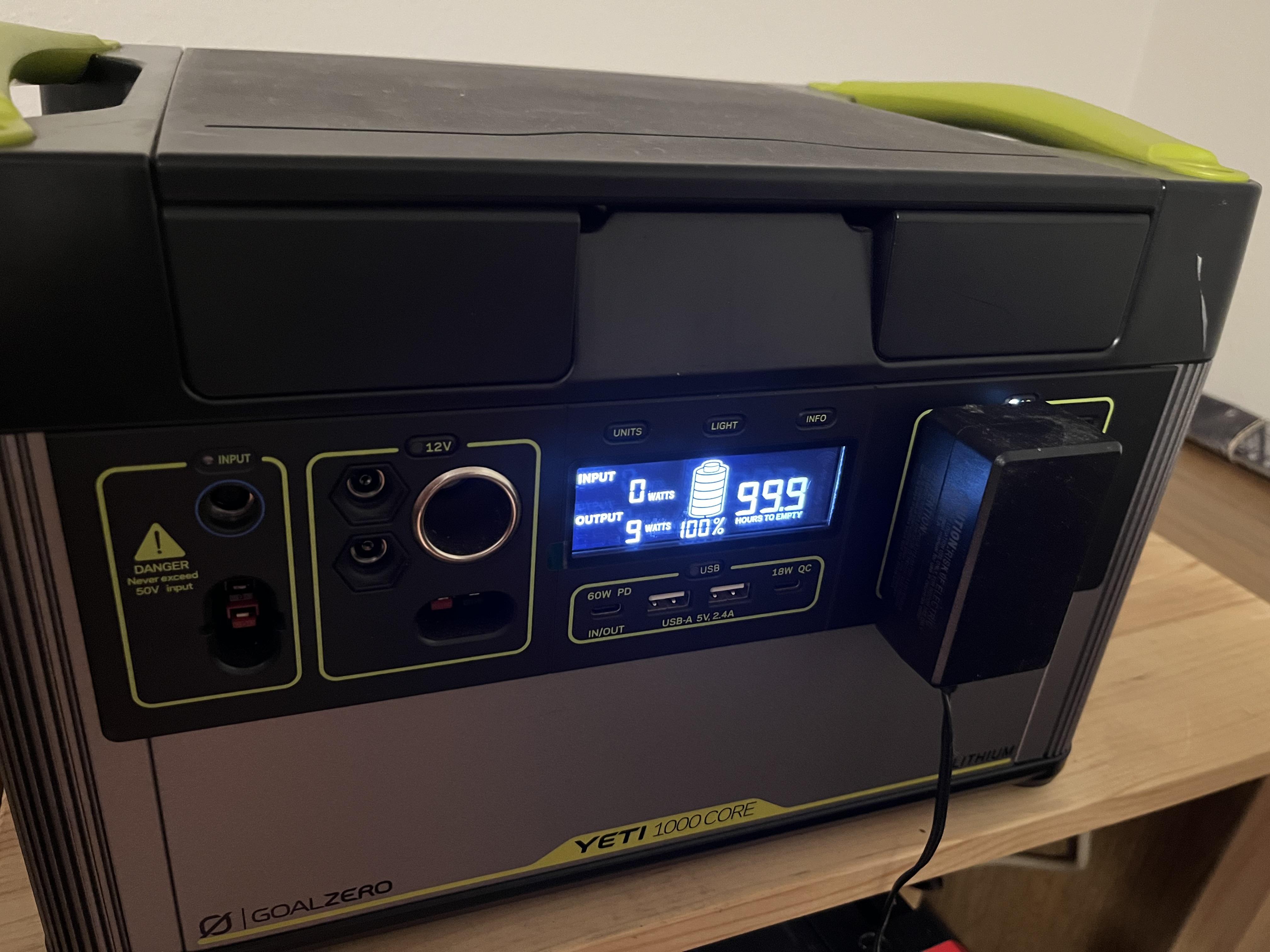 GoalZero Yeti 1000X + Boulder 200 generatore solare 200W