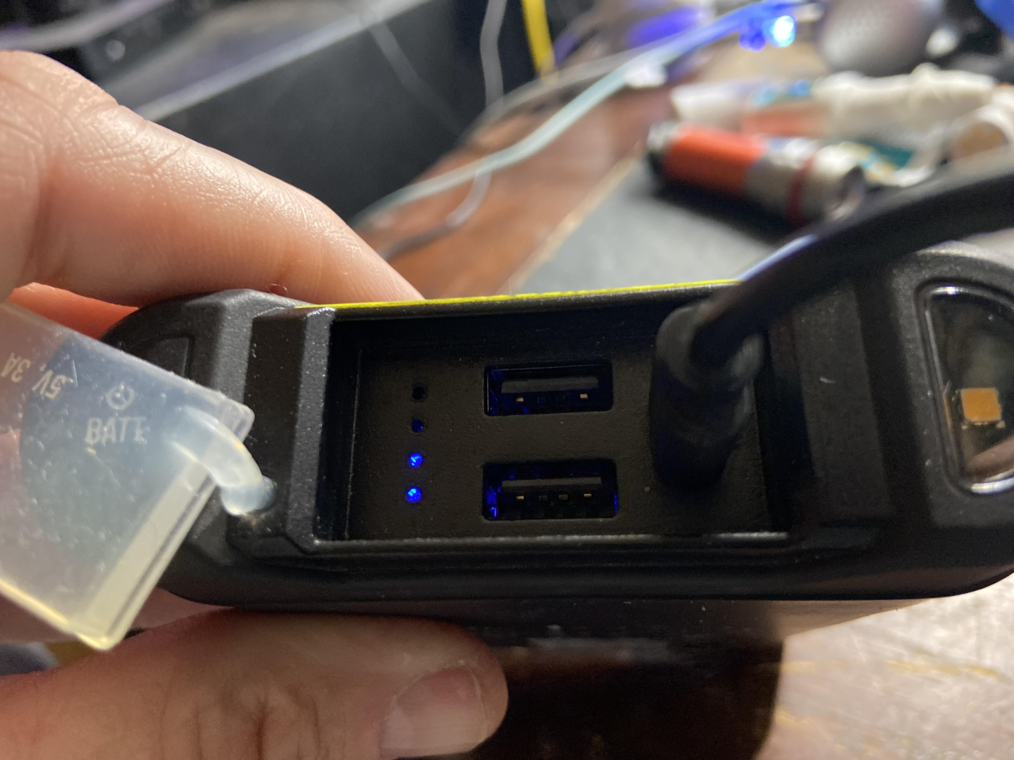 GoalZero Venture 75 + Nomad 10 kit solare IP67