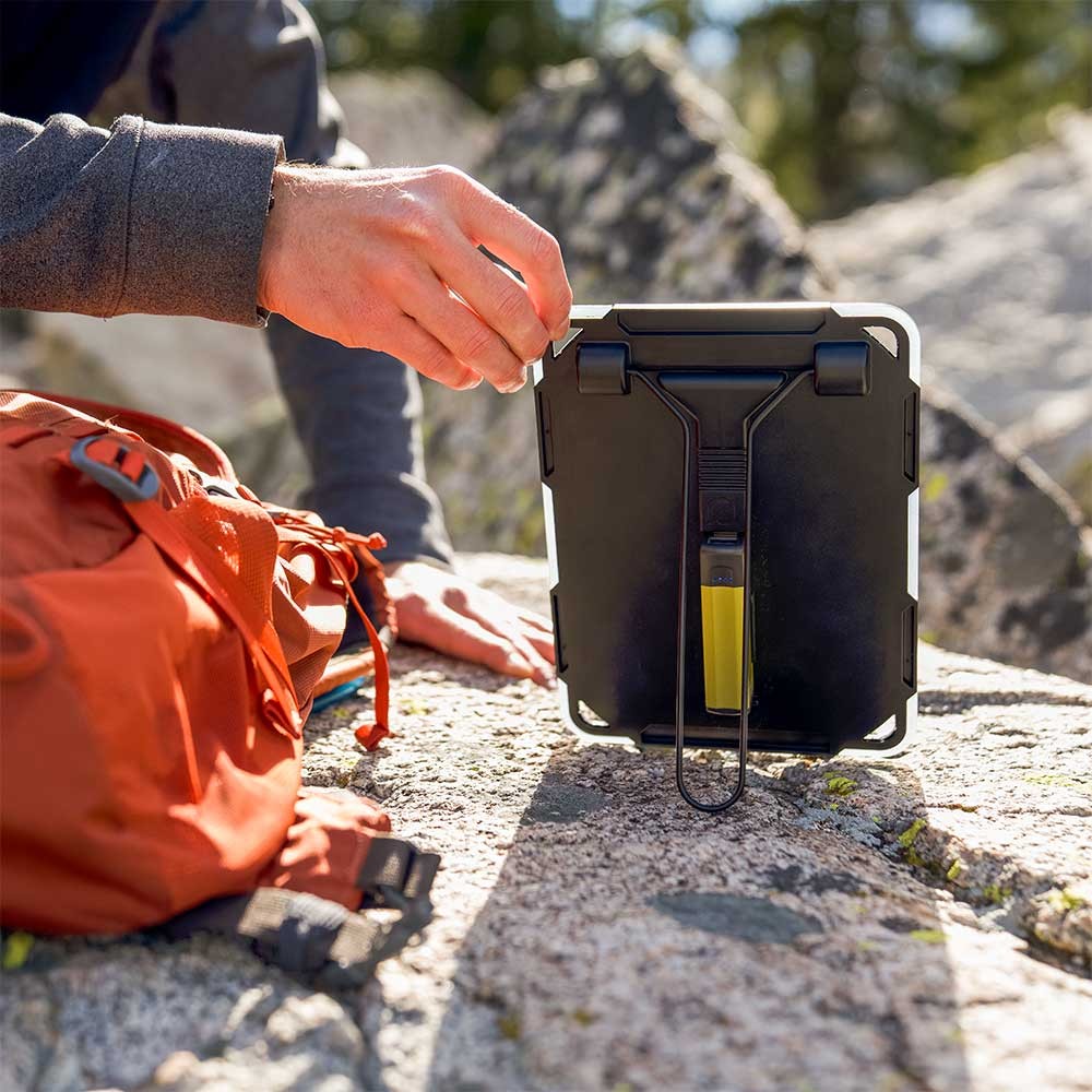 Goal Zero Nomad 5 kit solare Flip 12 + Crush Light