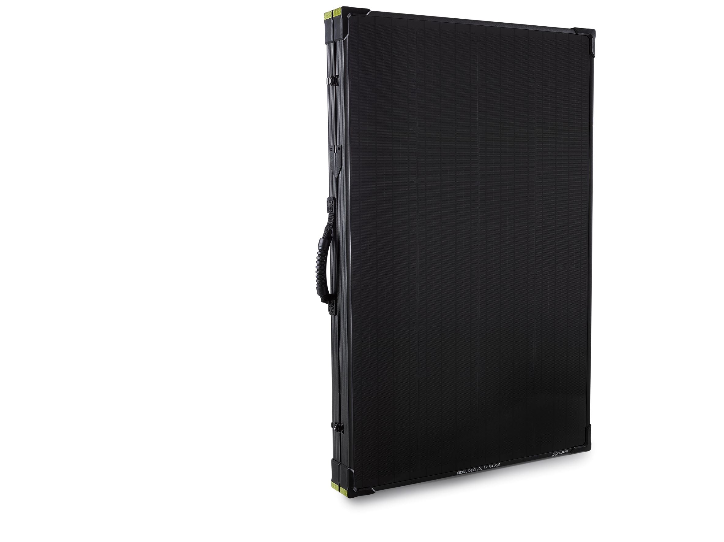 Goal Zero Yeti 6000X generatore solare + 2 Boulder 200 da 6071Wh