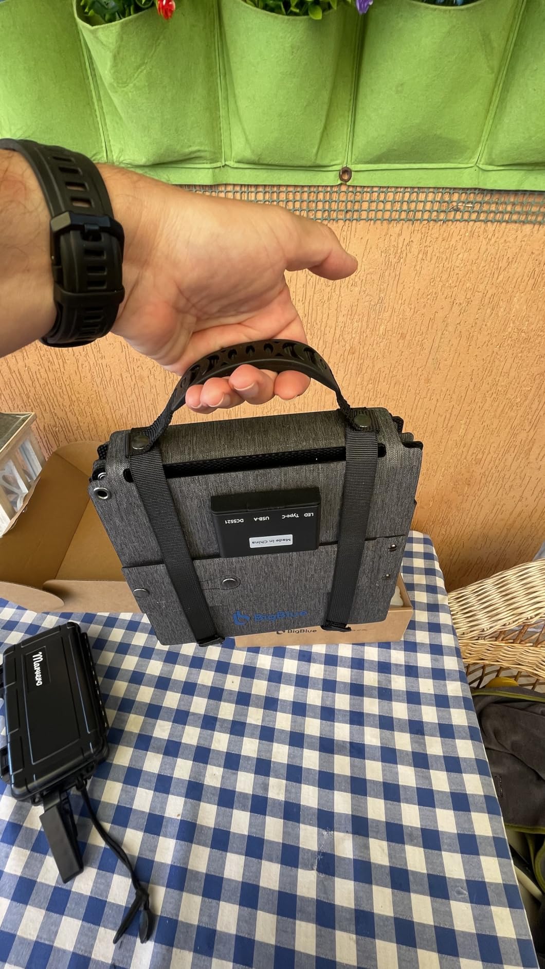 BigBlue 60W caricatore solare pieghevole PD45W IP68