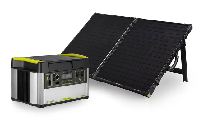 Goal Zero Yeti 1000 Core generatore solare con Boulder 100