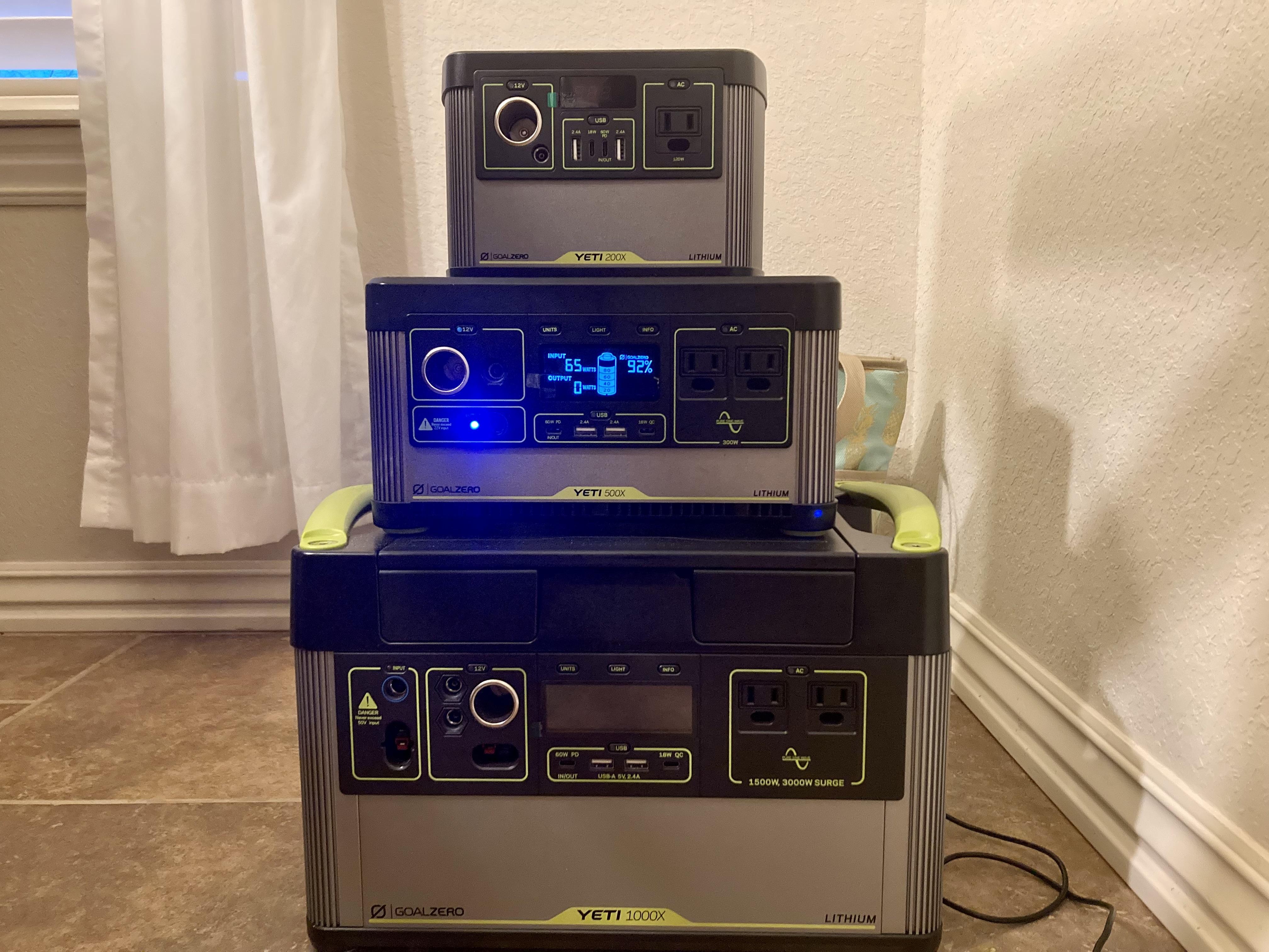 Goal Zero Yeti 200X kit generatore solare Nomad 50+luci