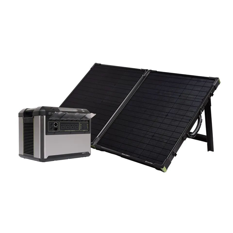 Goal Zero Yeti 1500 Boulder 100 generatore solare 2000W