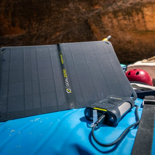 GoalZero Venture 35 + Nomad 10 kit solare da campeggio